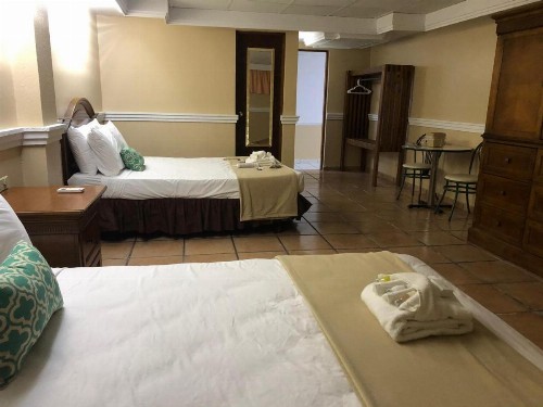 Arecibo Inn - image 33