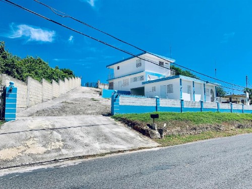 The Hill Inn at 681 Ocean Drive - image 4
