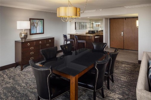 Hilton Arlington - image 34