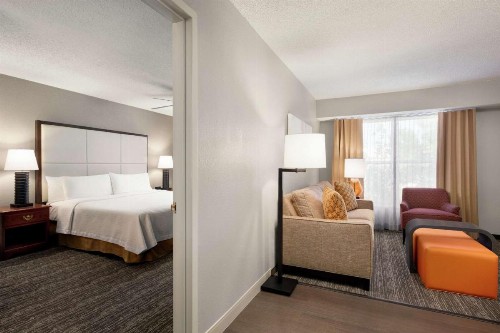 Homewood Suites by Hilton Dallas-Arlington - image 2