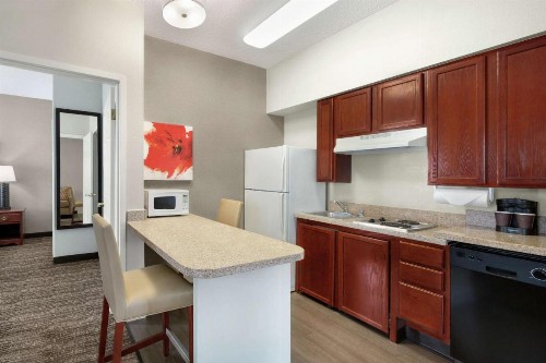 Homewood Suites by Hilton Dallas-Arlington - image 4