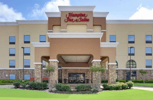 Hampton Inn & Suites Dallas-Arlington-South - image 2