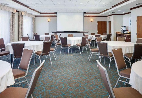 Hampton Inn & Suites Dallas-Arlington-South - image 36