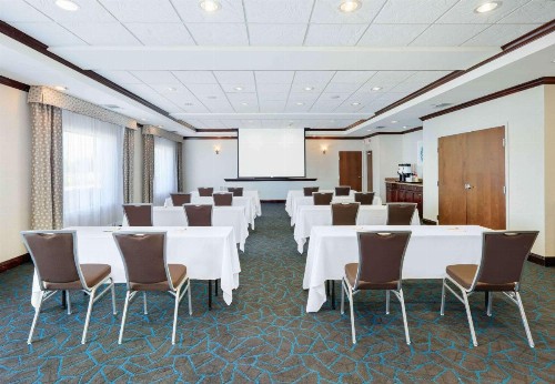 Hampton Inn & Suites Dallas-Arlington-South - image 37