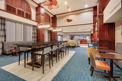 Hampton Inn & Suites Dallas-Arlington-South - image 4