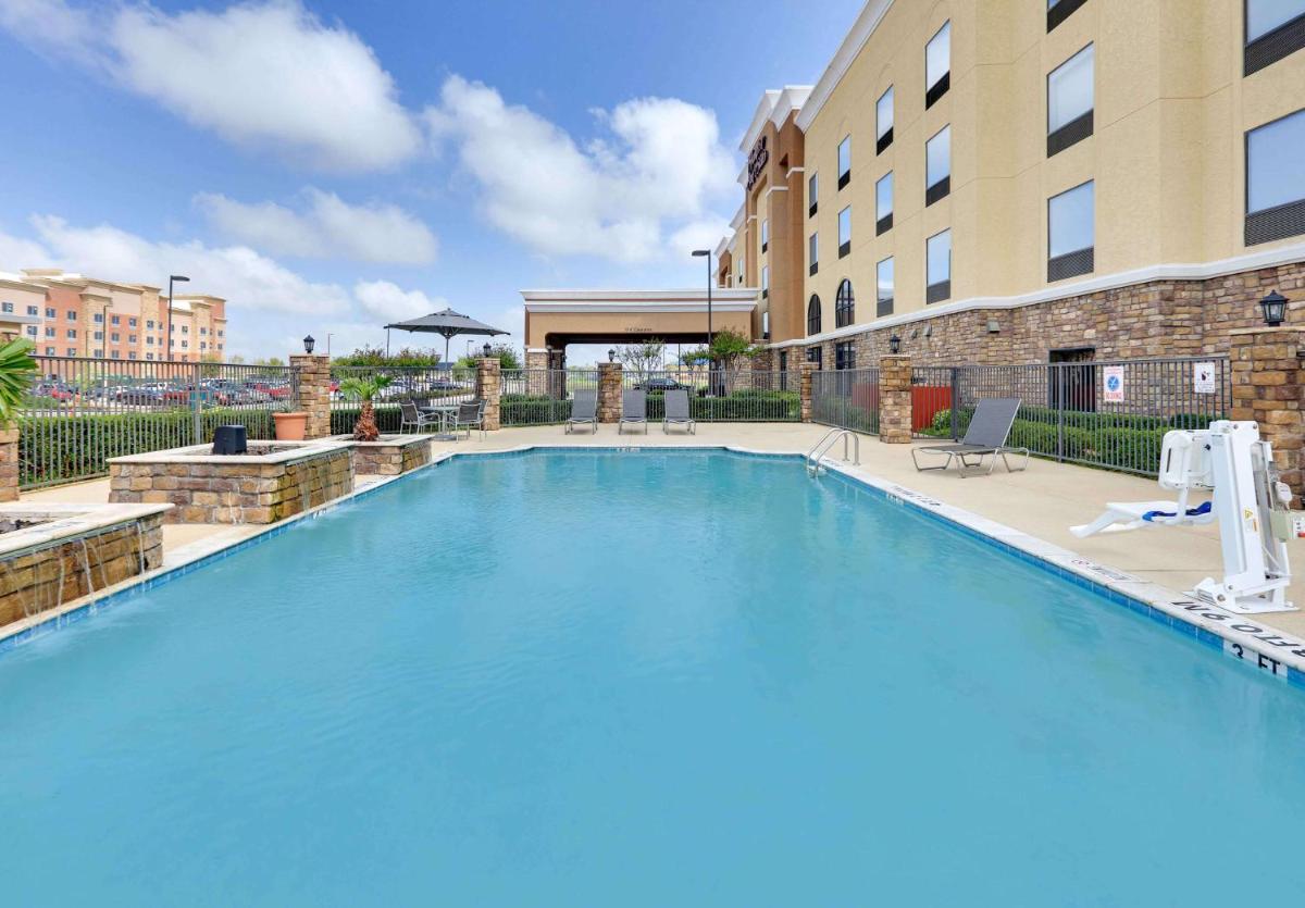 Hampton Inn & Suites Dallas-Arlington-South - image 5