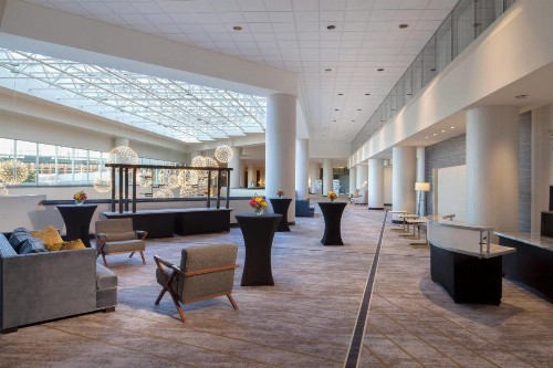 Sheraton Arlington Hotel - image 19