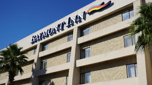 Baymont by Wyndham Arlington At Six Flags Dr - image 22
