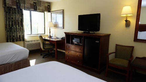 Baymont by Wyndham Arlington At Six Flags Dr - image 44