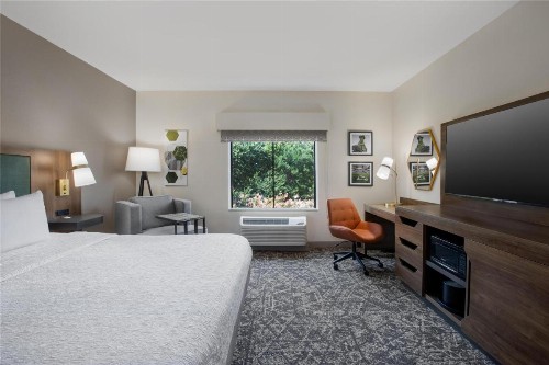 Hampton Inn & Suites Dallas-Arlington North-Entertainment District - image 32