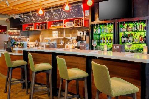 Courtyard by Marriott Dallas Arlington South - image 18