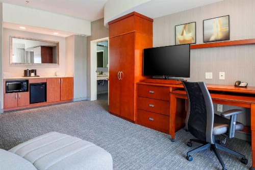 Courtyard by Marriott Dallas Arlington South - image 19