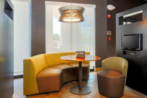 Courtyard by Marriott Dallas Arlington South - image 26