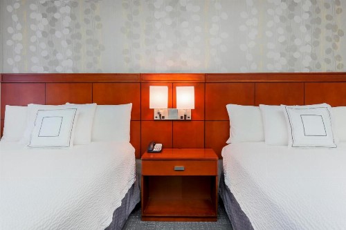 Courtyard by Marriott Dallas Arlington South - image 3