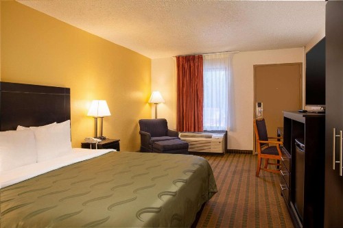 Quality Inn at Arlington Highlands - image 23