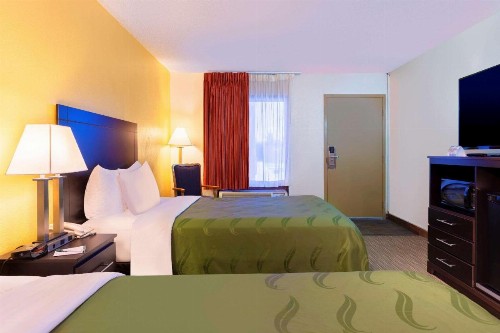 Quality Inn at Arlington Highlands - image 41