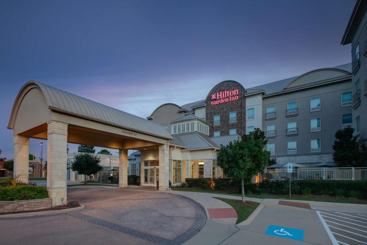 Hilton Garden Inn Dallas Arlington - main image