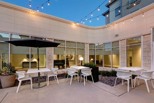Hilton Garden Inn Dallas Arlington - image 17