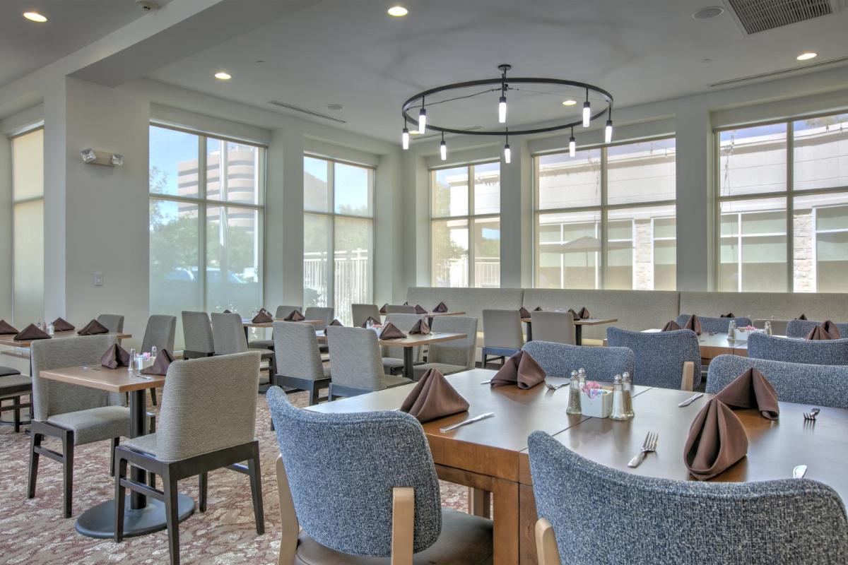 Hilton Garden Inn Dallas Arlington - image 5