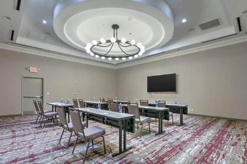 Hilton Garden Inn Dallas Arlington - image 6