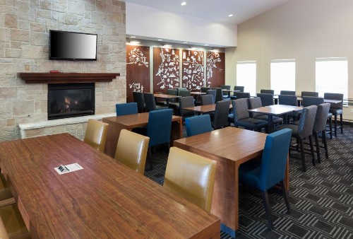 TownePlace Suites Dallas Arlington North - image 5