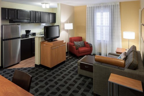 TownePlace Suites Dallas Arlington North - image 6