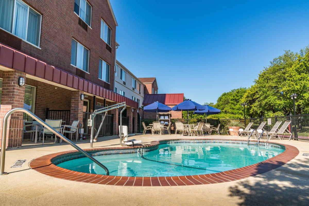 SpringHill Suites Dallas Arlington North - image 5