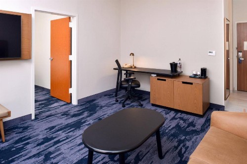 Fairfield Inn Arlington Near Six Flags - image 15