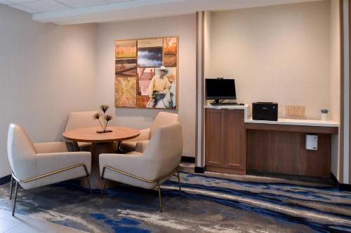 Fairfield Inn Arlington Near Six Flags - image 17