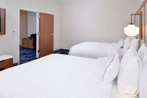 Fairfield Inn Arlington Near Six Flags - image 22