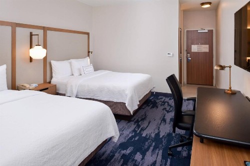 Fairfield Inn Arlington Near Six Flags - image 3