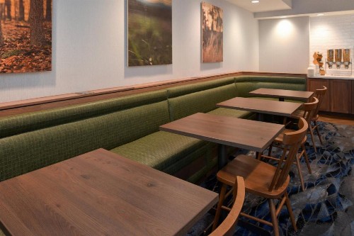 Fairfield Inn Arlington Near Six Flags - image 30