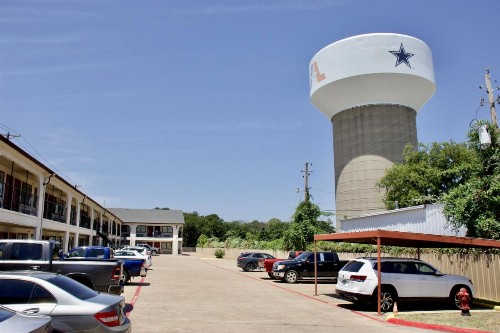 Executive Inn of Arlington - image 15