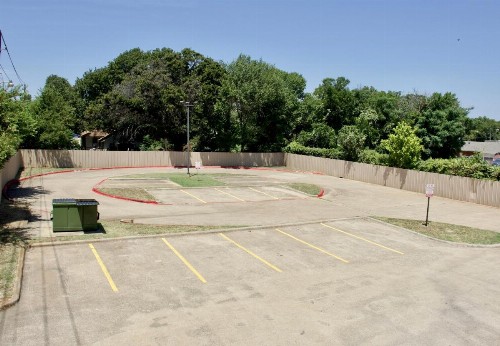 Executive Inn of Arlington - image 6