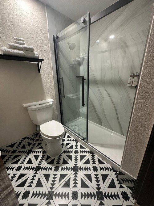 Days Inn by Wyndham Arlington - image 14