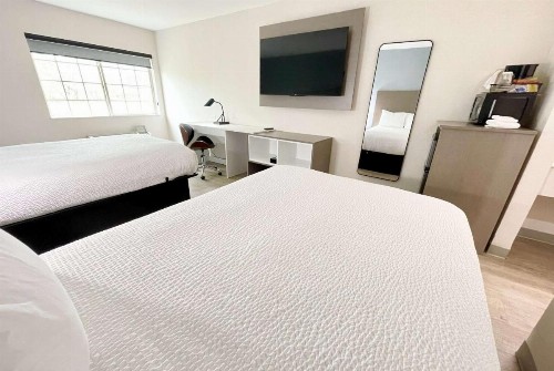 Days Inn by Wyndham Arlington - image 32