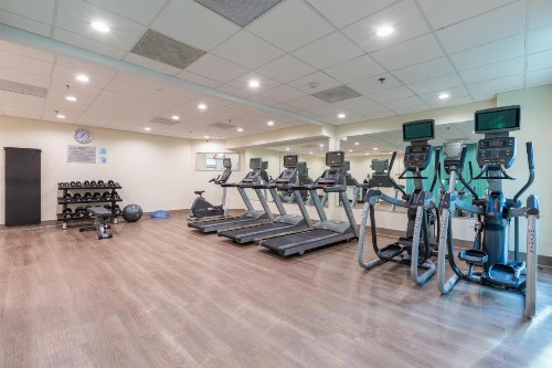 Holiday Inn Express & Suites Arlington North – Stadium Area an IHG Hotel - image 35