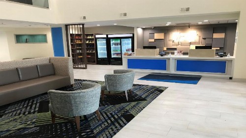 Holiday Inn Express & Suites Arlington North – Stadium Area an IHG Hotel - image 47