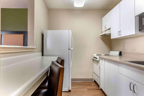 Extended Stay America Suites - Arlington - Six Flags - image 15