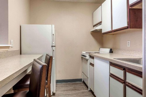 Extended Stay America Suites - Arlington - Six Flags - image 21