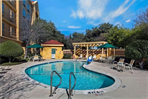 La Quinta by Wyndham Dallas Arlington South - image 11