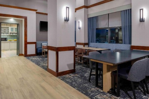 Hyatt Place-Dallas/Arlington - image 7