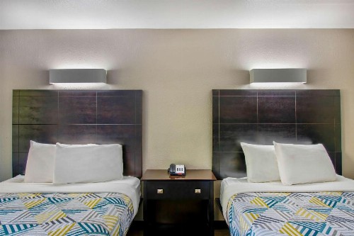 Motel 6-Arlington TX - image 17