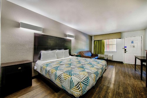 Motel 6-Arlington TX - image 21