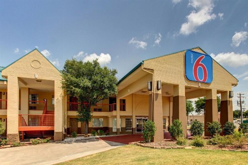 Motel 6-Arlington TX - image 36