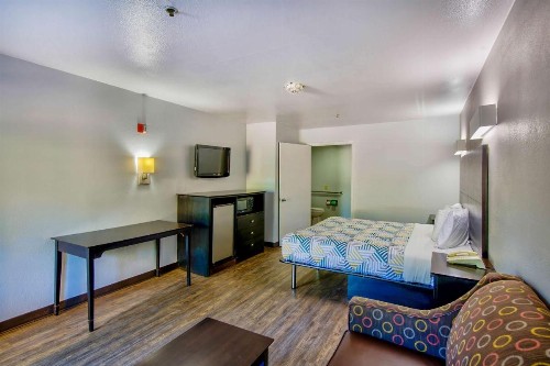 Motel 6-Arlington TX - image 8
