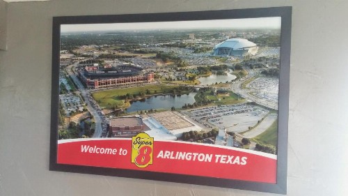 Super 8 by Wyndham Arlington Near AT&T Stadium - image 30