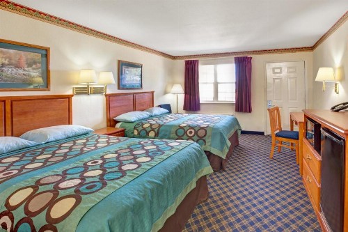 Super 8 by Wyndham Arlington Near AT&T Stadium - image 36