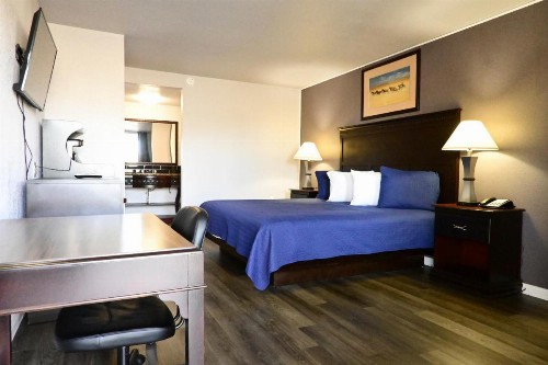 R Nite Star Inn and Suite -Home of the Cowboys & Rangers - image 24
