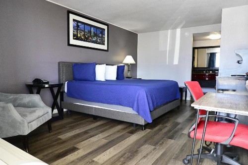 R Nite Star Inn and Suite -Home of the Cowboys & Rangers - image 31